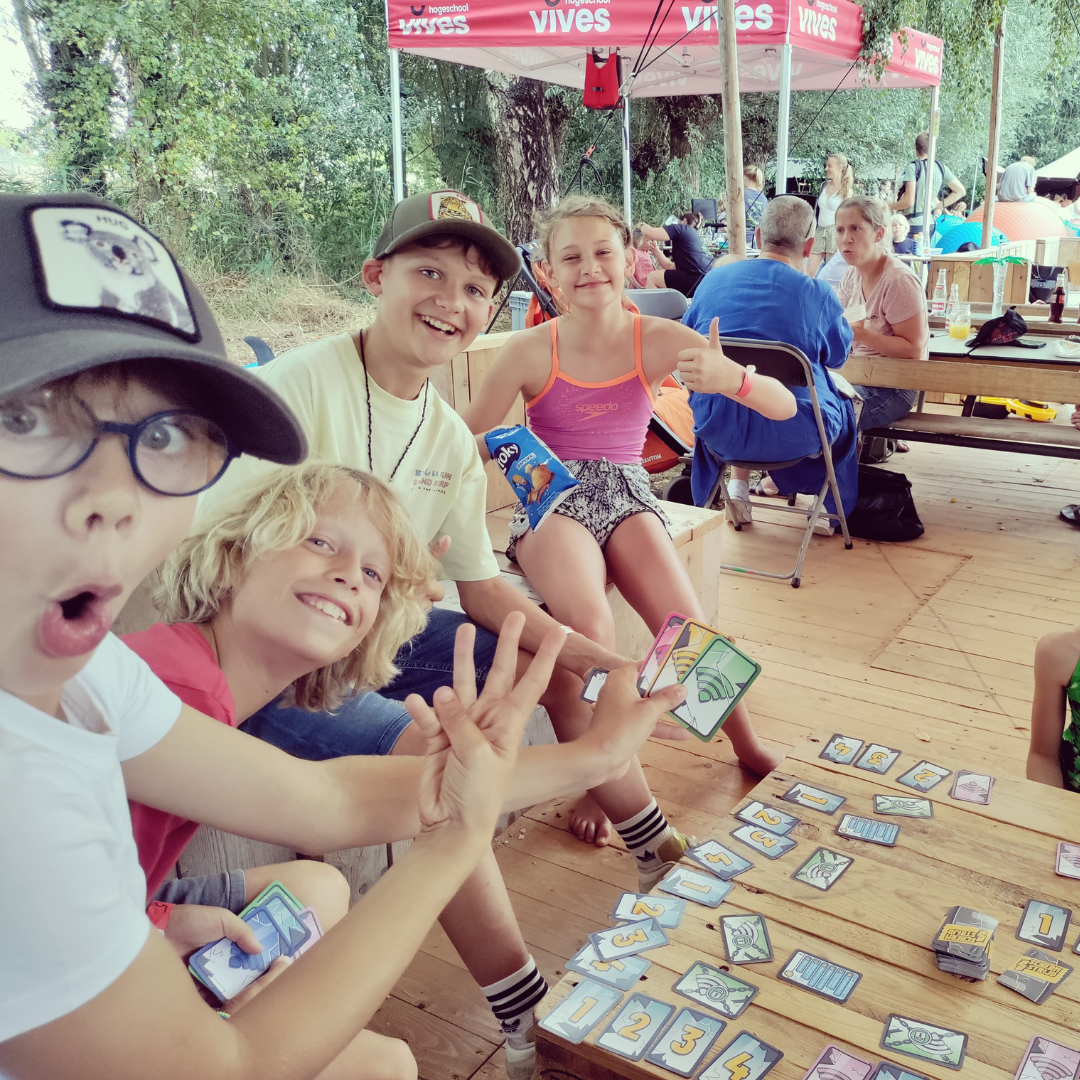 Schermstrijd-Cardgame
